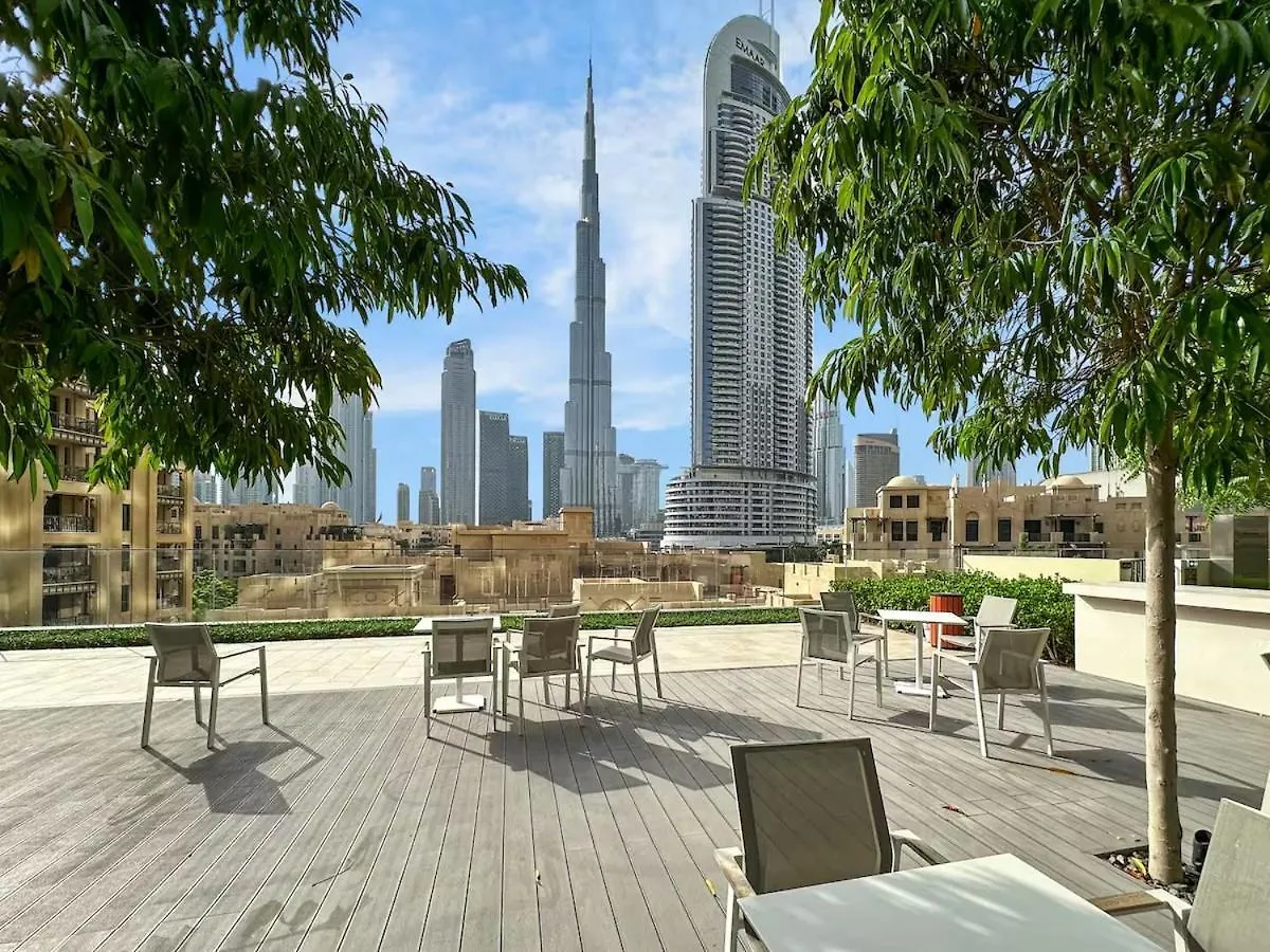 Walk To Dubai Mall- Enjoy Burj Khalifa Show Apartment