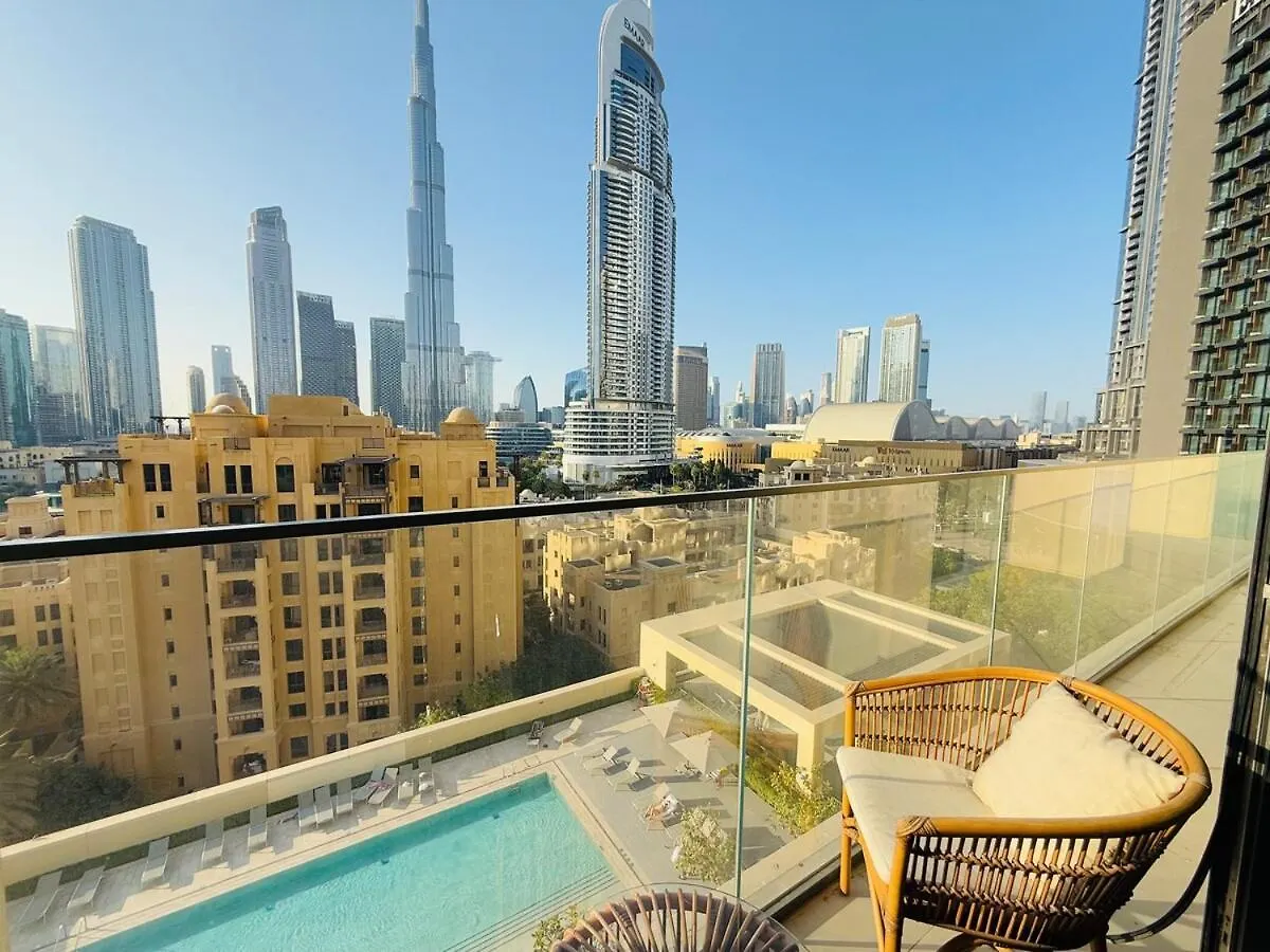 Apartment Walk To Dubai Mall- Enjoy Burj Khalifa Show